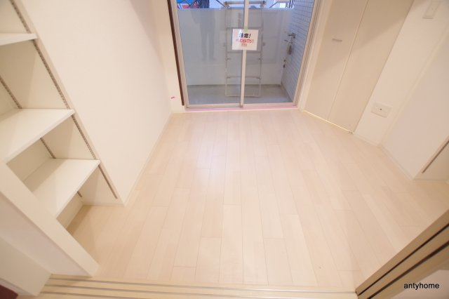 セレニテ梅田エスト　仲介手数料無料の寝室