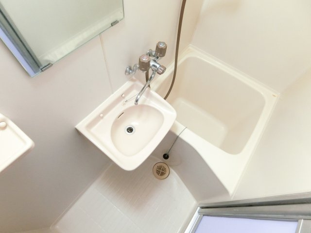 美津屋マンションの浴室