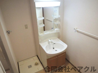 【独立洗面台】 | レオニーダ大宅 | 独立洗面台、朝の身支度には欠かせません