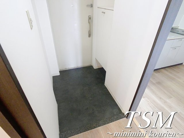 ＰＲＩＭＡＵＴＥ枚方公園の玄関