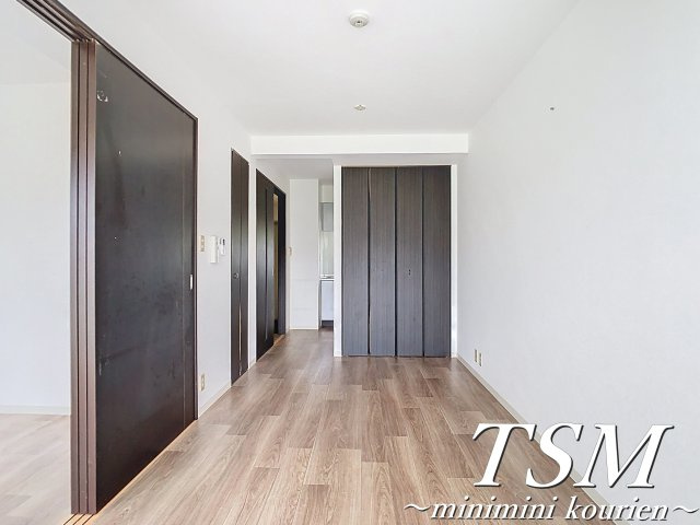 ＰＲＩＭＡＵＴＥ枚方公園の居間・リビング