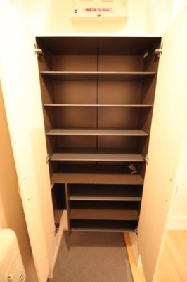 【収納】 | テゾーロ | シューズボックス