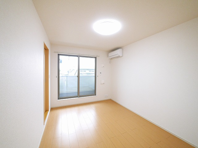 サンセレノ　ＷＡＢＩの居間・リビング