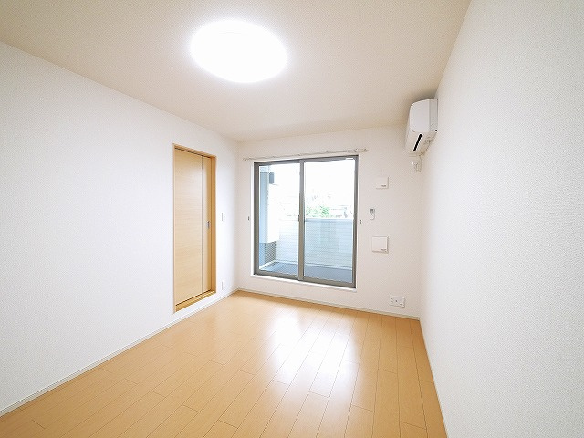 サンセレノ　ＷＡＢＩの居間・リビング