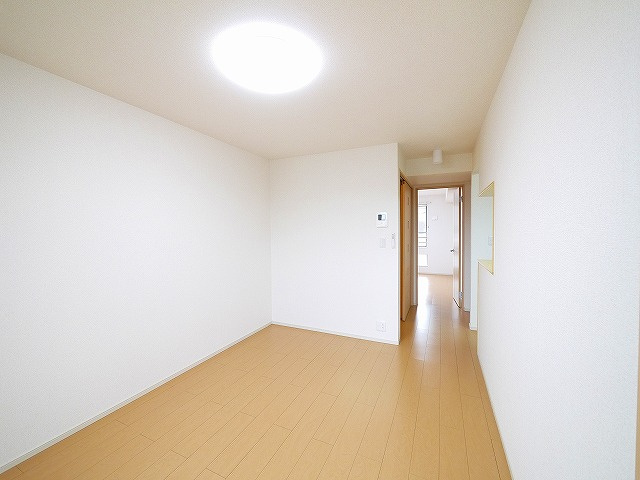 サンセレノ　ＷＡＢＩの居間・リビング