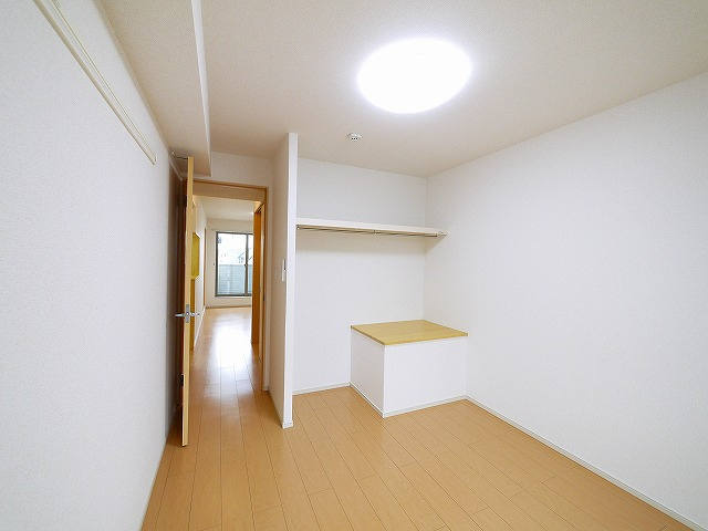 サンセレノ　ＷＡＢＩの洋室