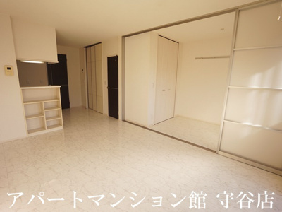 【居間・リビング】 | レセンテ紫峰ヶ丘Ａ