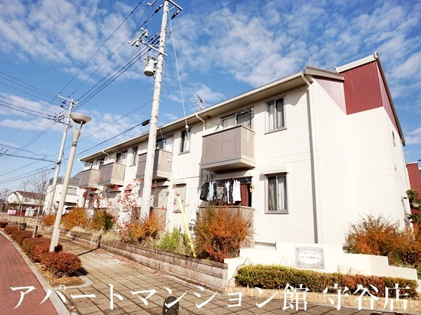レセンテ紫峰ヶ丘Ａの外観