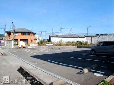 【駐車場】 | シャーメゾン小松島