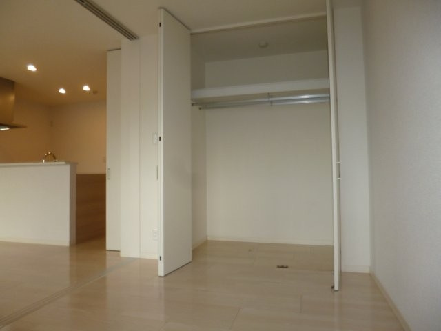 クラレッドマーレの収納|洋室