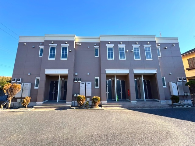 ビレッジフィールドの外観