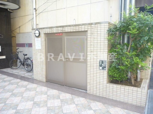 ウエンズ東心斎橋　BRAVI不動産のその他共用部分|【ウエンズ東心斎橋】ゴミ置き場