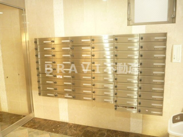 ウエンズ東心斎橋　BRAVI不動産のその他共用部分|【ウエンズ東心斎橋】メールボックス