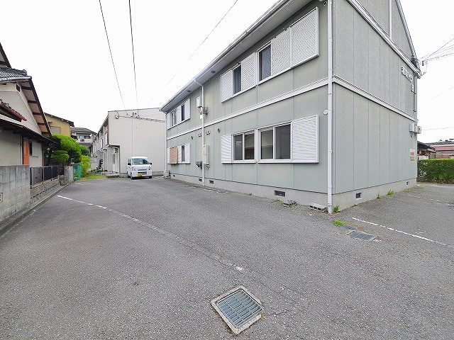 和幸ハイツBの駐車場|駐車場完備です