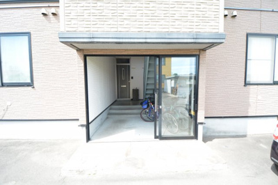 【その他共用部分】 | ハイセレールセレブA | 玄関入口通路