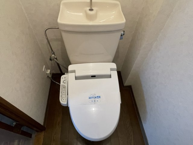 ラビットハウスみるだろーこのトイレ