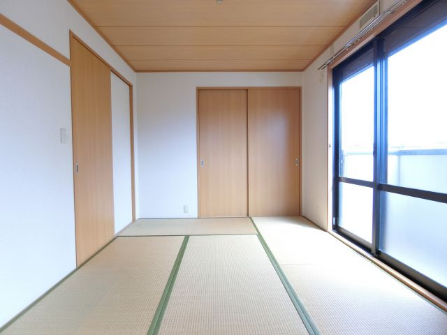 サンステート自由丘の寝室