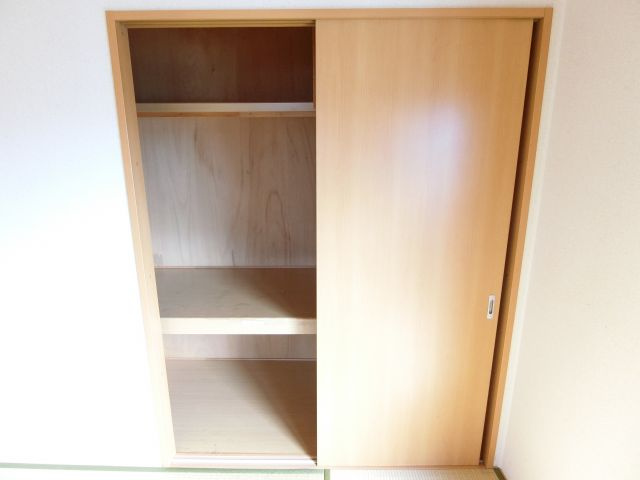 サンステート自由丘の内装