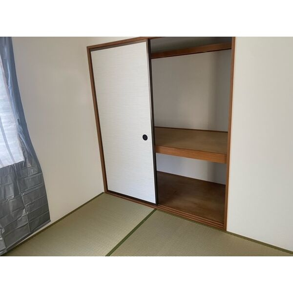ナイティ池尻の収納