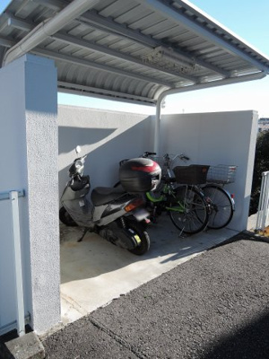 【その他共用部分】 | 金沢文庫パークタウン・サウスコート西棟 | バイク置場