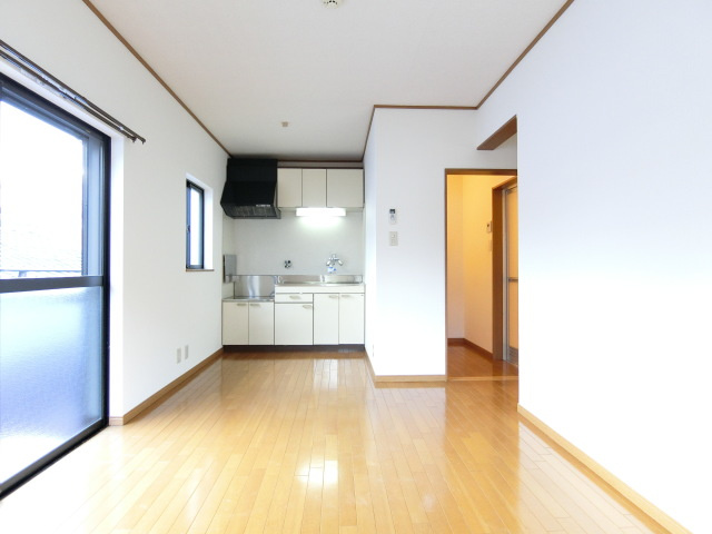 こうえいハイツの居間・リビング