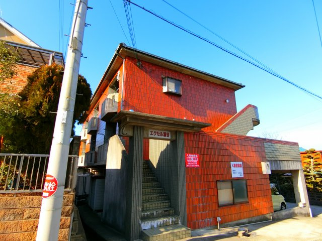 エクセル酒谷のエントランス