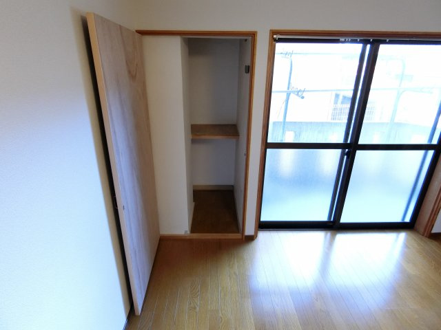 エクセル酒谷の内装