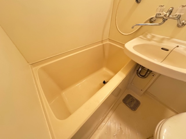 グリーンハイツ山中の浴室