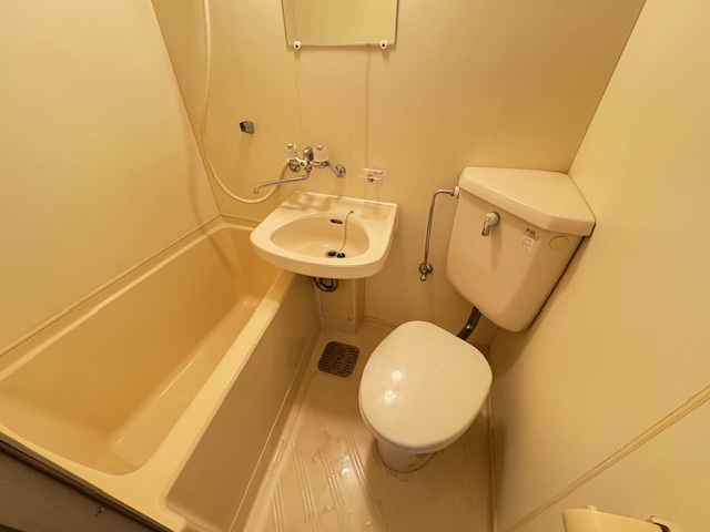 グリーンハイツ山中の浴室