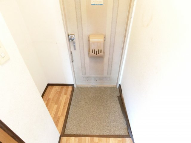 サンハイツ西井Ⅱの玄関|同物件別部屋イメージ写真