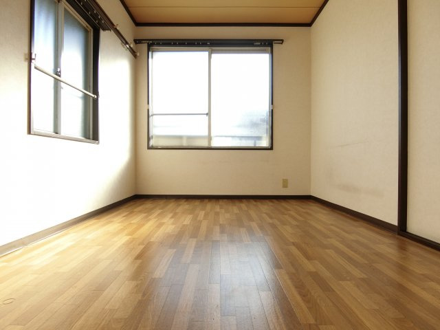 サンハイツ西井Ⅱの洋室|同物件別部屋イメージ写真