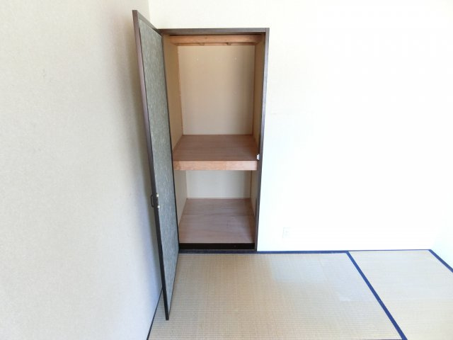 サンハイツ西井Ⅱの内装|同物件別部屋イメージ写真