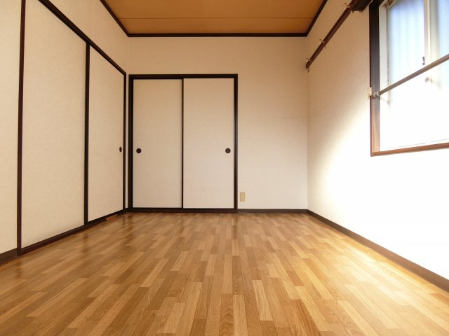 サンハイツ西井Ⅱの寝室|同物件別部屋イメージ写真