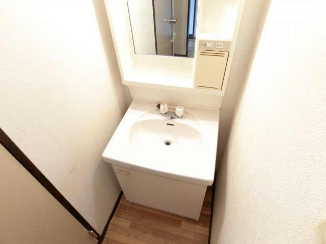 サンハイツ西井Ⅱの洗面所|同物件別部屋イメージ写真