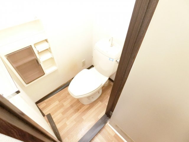 サンハイツ西井Ⅱのトイレ|同物件別部屋イメージ写真