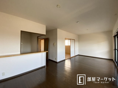 【居間・リビング】 | グリーンヒルズ三好丘 | 同型タイプ