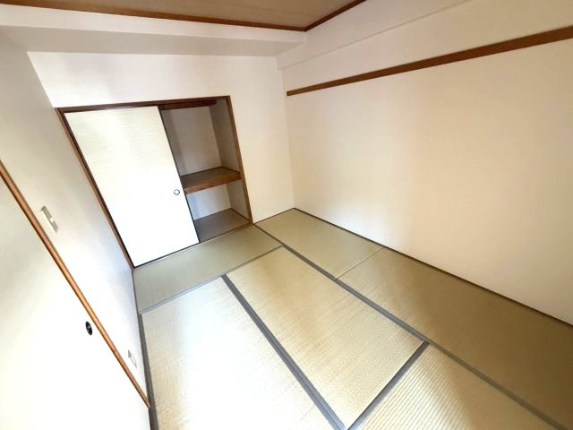 【寝室】 | ピースフル本山