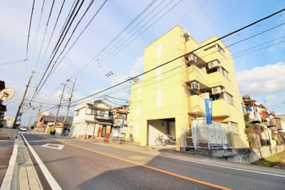 【外観】 | エストレア京都南　オーナーチェンジマンション | 同志社大学近く！15戸の1棟マンションです。