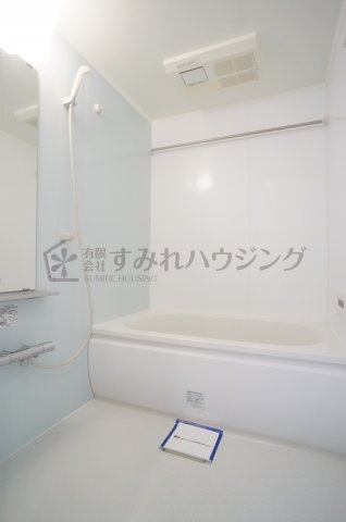 シャーメゾン山本丸橋Ｂ棟の浴室