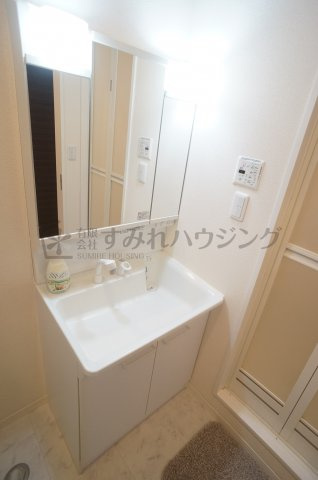 シャーメゾン山本丸橋Ｂ棟の洗面所