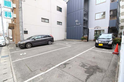 【駐車場】 | ウェルピアヤマサキ