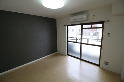 【洋室】 | ウェルピアヤマサキ