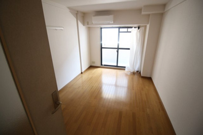 【寝室】 | ファインパレス