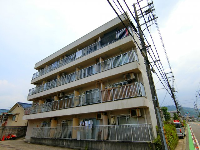 スコルピオ清和の外観