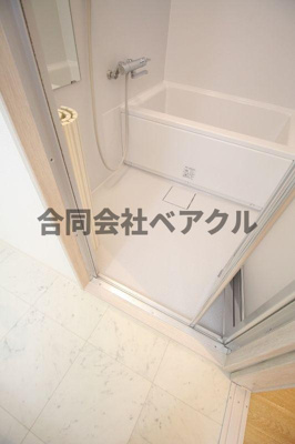 【浴室】 | ワイズソラーナ | きれいなお風呂です