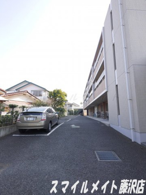 【駐車場】 | プラジャ鵠沼