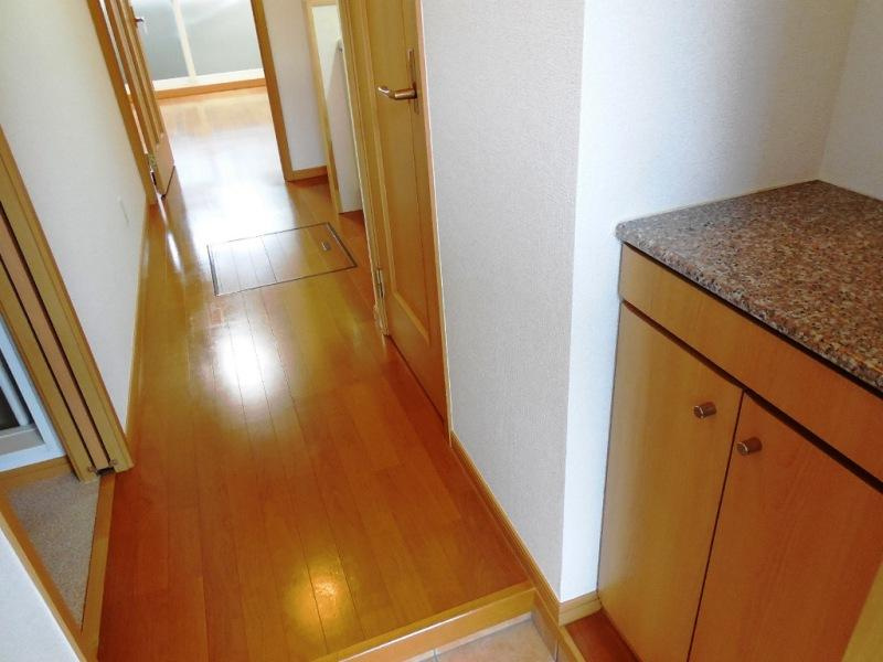 フィオーレ・ガーデンの玄関