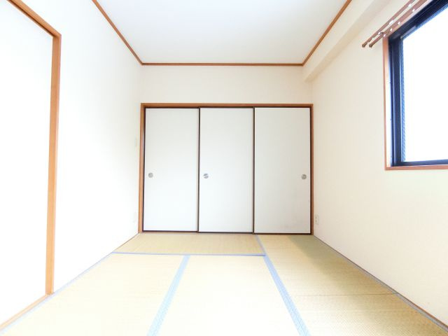 ホワイトロートスの寝室