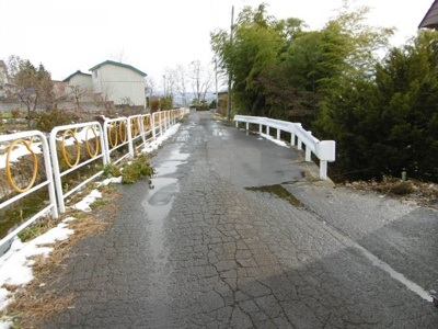 【前面道路含む現地写真】 | 黒石黒石売地