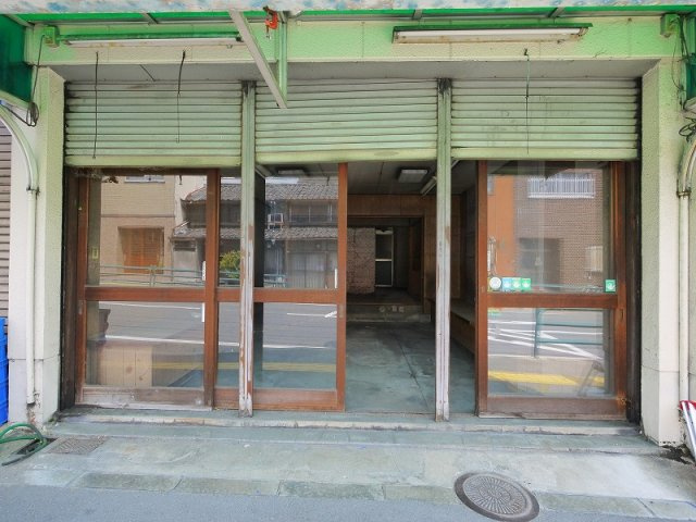 北京終町店舗付住宅の外観